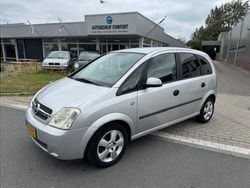 Grijs Gebruikt 2004 Opel Meriva MPV | € 2.249 (Eerlijke prijs)