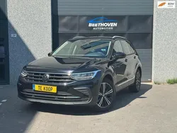 Zwart Gebruikt 2021 VW Tiguan Business+ SUV | € 28.950 (Super prijs)