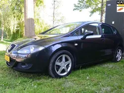 Zwart Gebruikt 2006 Seat Leon Hatchback | € 1.999 (Eerlijke prijs)