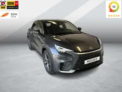Grijs Nieuw 2025 Lexus LBX Business Edition SUV | € 41.950 (Iets duurder)