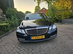 Zwart Gebruikt 2010 Mercedes E250 Avantgarde Sedan | € 13.945 (Eerlijke prijs)