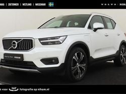 Wit Gebruikt 2021 Volvo XC40 Inscription SUV | € 34.890 (Eerlijke prijs)