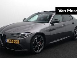 Grijs Gebruikt 2024 Alfa Romeo Giulia Veloce Sedan | € 59.695 (Eerlijke prijs)