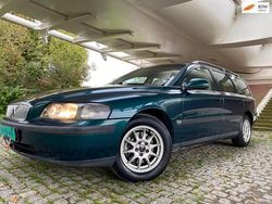 Groen Gebruikt 2002 Volvo V70 Comfort Stationwagen | € 950 (Super prijs)