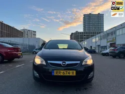 Zwart Gebruikt 2010 Opel Astra Edition Hatchback | € 2.200 (Super prijs)