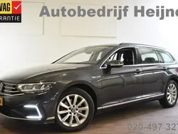 Grijs Gebruikt 2021 VW Passat Business Stationwagen | € 23.745 (Goede deal)