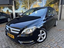 Zwart Gebruikt 2013 Mercedes B200 Prestige MPV | € 13.450 (Eerlijke prijs)