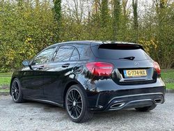 Zwart Gebruikt 2016 Mercedes A180 AMG Hatchback | € 14.950 (Eerlijke prijs)