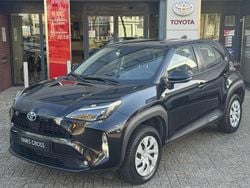 Zwart Gebruikt 2023 Toyota Yaris Cross Active SUV | € 25.240 (Eerlijke prijs)