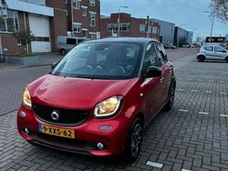 Rood Gebruikt 2014 Smart ForFour Prime Sedan | € 6.000 (Iets duurder)