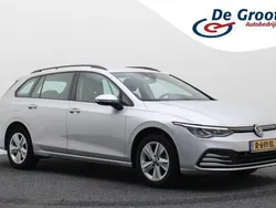 Grijs Gebruikt 2021 VW Golf VIII Business Stationwagen | € 21.950 (Eerlijke prijs)