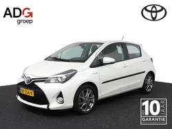 Wit Gebruikt 2017 Toyota Yaris Hybrid Hatchback | € 15.950 (Eerlijke prijs)