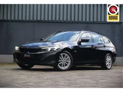 Zwart Gebruikt 2022 BMW 330 Shadowline Stationwagen | € 33.750 (Super prijs)