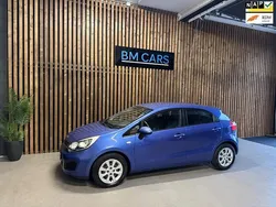 Blauw Gebruikt 2012 Kia Rio Comfort Hatchback | € 5.995 (Eerlijke prijs)