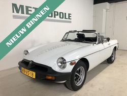 Wit Gebruikt 1977 MG B | € 11.800