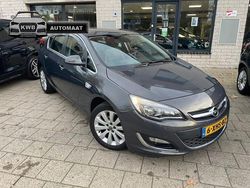 Grijs (metallic) Gebruikt 2012 Opel Astra Hatchback | € 6.950 (Eerlijke prijs)