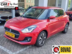 Rood, metallic lak Gebruikt 2020 Suzuki Swift Hatchback | € 18.445 (Eerlijke prijs)