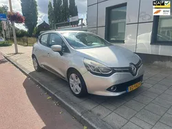 Grijs Gebruikt 2013 Renault Clio IV Authentique Hatchback | € 4.250 (Eerlijke prijs)