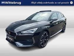 Zwart, metallic lak Gebruikt 2021 Cupra Leon Stationwagen | € 28.950 (Eerlijke prijs)