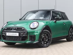 Groen Gebruikt 2024 Mini John Cooper Works Comfort Hatchback | € 44.950 (Super prijs)