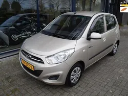 Beige Gebruikt 2013 Hyundai i10 Hatchback | € 4.250 (Eerlijke prijs)