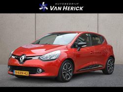 Rood Gebruikt 2013 Renault Clio IV Night&Day Hatchback | € 5.995 (Eerlijke prijs)