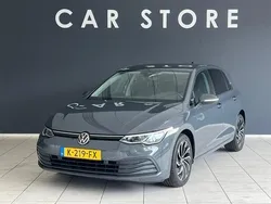 Grijs Gebruikt 2020 VW Golf VIII R-line Hatchback | € 15.845 (Super prijs)