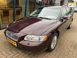 Rood Gebruikt 2006 Volvo V70 Stationwagen | € 12.945