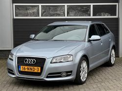 Grijs, metallic lak Gebruikt 2010 Audi A3 Sportback S-Line Hatchback | € 7.995 (Eerlijke prijs)