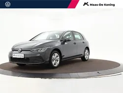 Grijs Gebruikt 2022 VW Golf VIII Life Hatchback | € 23.440 (Goede deal)