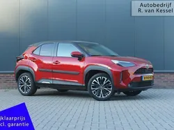 Rood Gebruikt 2022 Toyota Yaris Cross Executive SUV | € 28.440 (Eerlijke prijs)