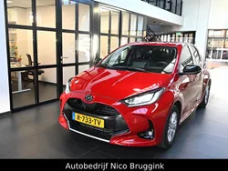 Formal red Gebruikt 2022 Mazda 2 Comfort Hatchback | € 22.950 (Eerlijke prijs)