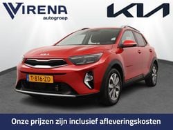 Rood metallic Gebruikt 2023 Kia Stonic SUV | € 23.450 (Iets duurder)