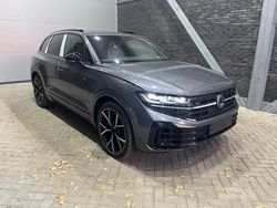Grijs Nieuw 2025 VW Touareg Edition SUV | € 91.900 (Goede deal)