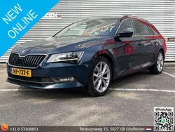 Blauw, metallic lak Gebruikt 2015 Skoda Superb Business Line Stationwagen | € 8.950 (Duur)