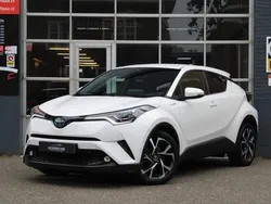 Wit Gebruikt 2019 Toyota C-HR Business Edition SUV | € 20.999 (Eerlijke prijs)