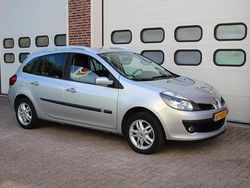 Gebruikt 2008 Renault Clio II Dynamique Stationwagen | € 2.995 (Iets duurder)