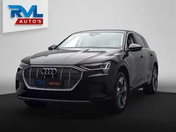 Zwart Gebruikt 2019 Audi e-tron Basis SUV | € 27.945 (Goede deal)