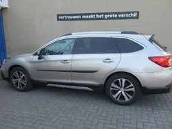 Grijs Gebruikt 2018 Subaru Outback Premium SUV | € 33.250 (Duur)