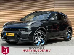 Zwart Gebruikt 2023 Lynk & Co 01 SUV | € 29.450 (Eerlijke prijs)