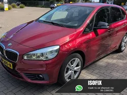 Rood, metallic lak Gebruikt 2016 BMW 225 Active Tourer Executive MPV | € 16.995 (Eerlijke prijs)