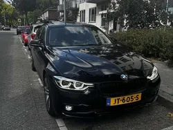 Zwart Gebruikt 2016 BMW 330 iPerformance Sedan | € 17.500 (Eerlijke prijs)