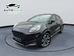 Zwart, metallic lak Gebruikt 2021 Ford Puma ST-Line SUV | € 22.745 (Goede deal)
