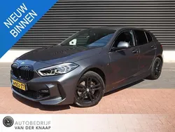 Grijs Gebruikt 2021 BMW 118 Executive Hatchback | € 24.750 (Eerlijke prijs)