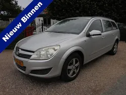 Zilver, metallic lak Gebruikt 2007 Opel Astra Business Stationwagen | € 1.450 (Iets duurder)