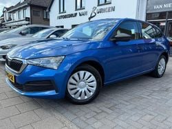 Blauw Gebruikt 2021 Skoda Scala Active Hatchback | € 13.950 (Eerlijke prijs)
