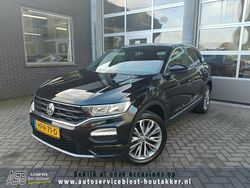 Zwart Gebruikt 2020 VW T-Roc Pro SUV | € 23.750 (Eerlijke prijs)