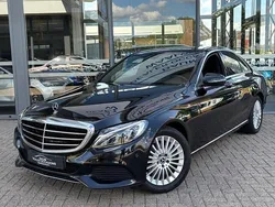 Zwart Gebruikt 2017 Mercedes C200 Premium Plus Sedan | € 15.450 (Goede deal)