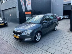 Grijs, metallic lak Gebruikt 2011 Skoda Fabia GreenLine Stationwagen | € 2.999 (Eerlijke prijs)