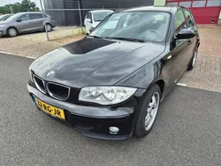 Zwart Gebruikt 2005 BMW 118 Sport Line Hatchback | € 2.799 (Eerlijke prijs)